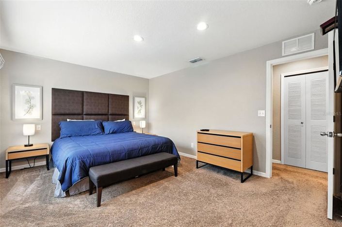 Image No.19-4 Bed Townhouse for sale