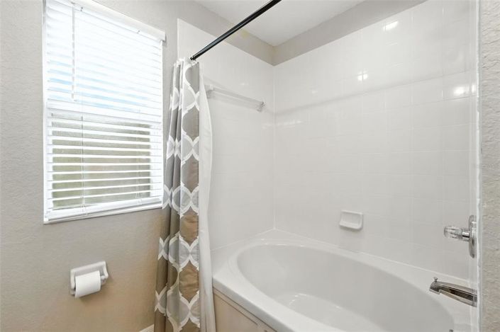 Image No.22-4 Bed Townhouse for sale