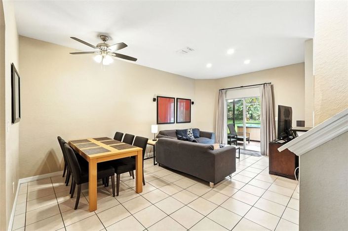 Image No.6-4 Bed Townhouse for sale