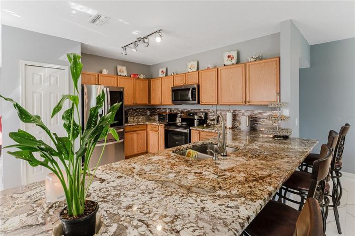 Image No.15-4 Bed Property for sale