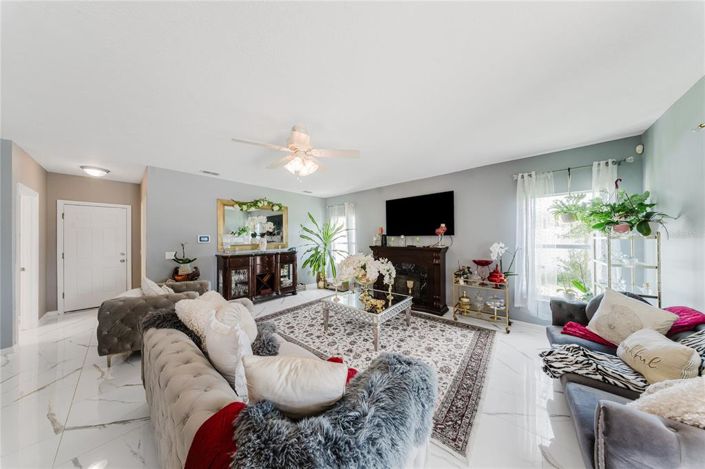 Image No.18-4 Bed Property for sale