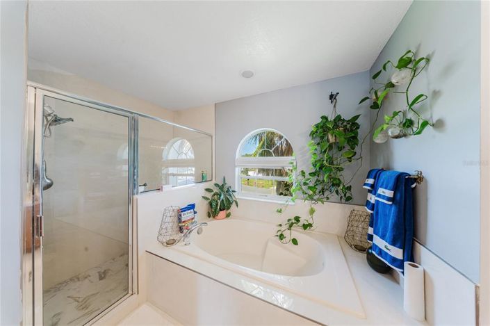 Image No.26-4 Bed Property for sale