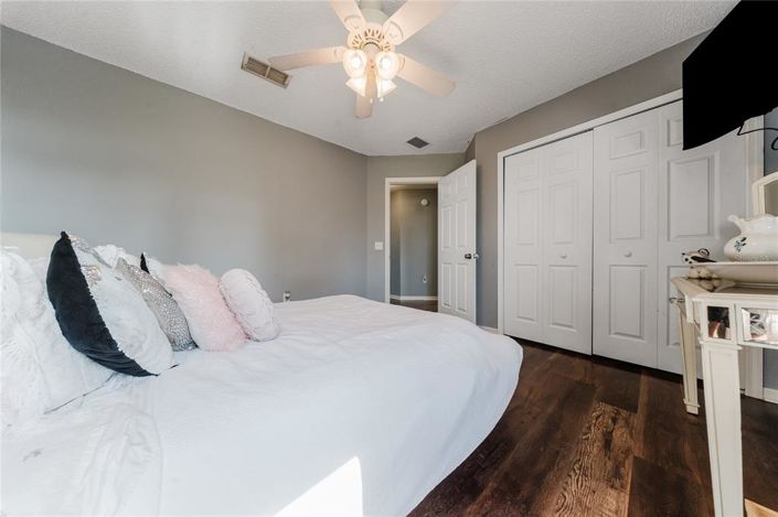 Image No.29-4 Bed Property for sale