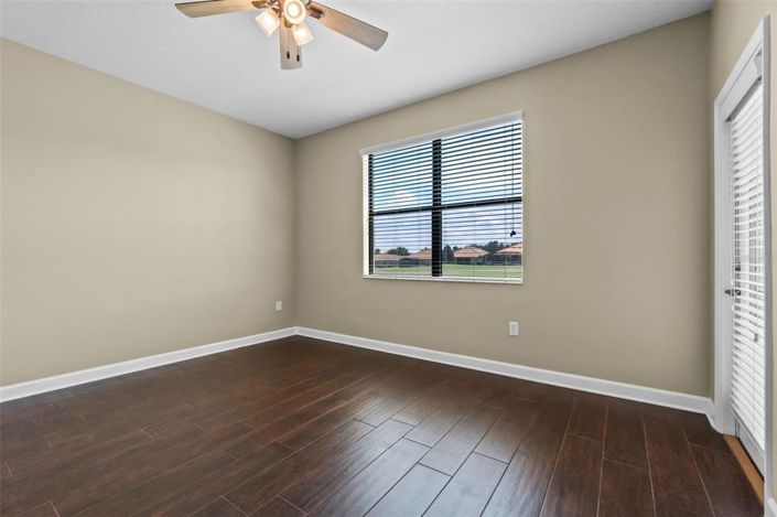 Image No.12-2 Bed Property for sale