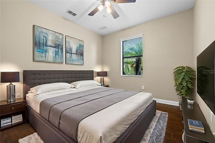 Image No.17-2 Bed Property for sale