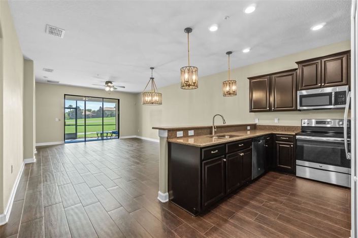 Image No.3-2 Bed Property for sale