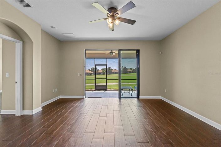 Image No.8-2 Bed Property for sale