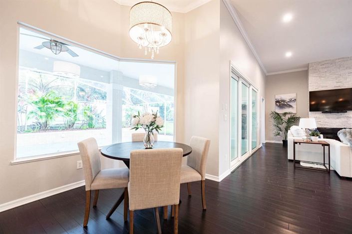 Image No.19-5 Bed Property for sale