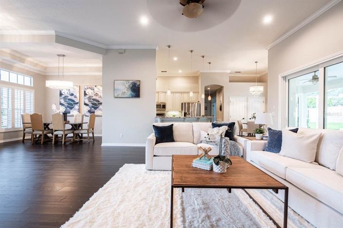 Image No.2-5 Bed Property for sale