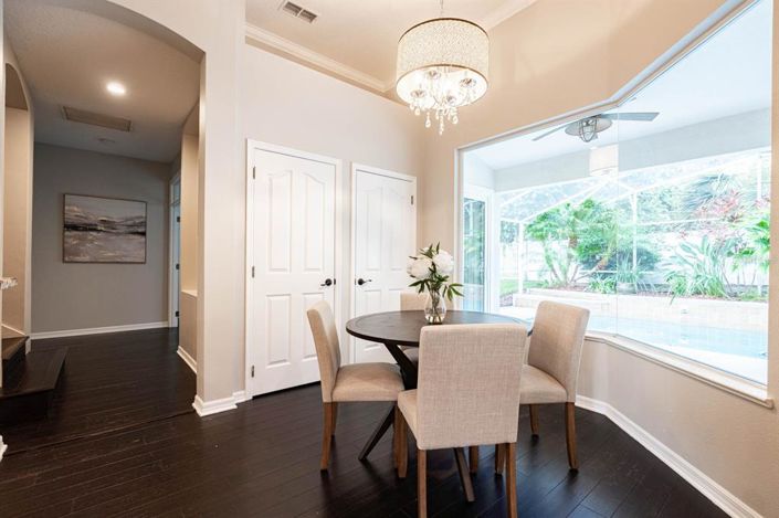 Image No.20-5 Bed Property for sale