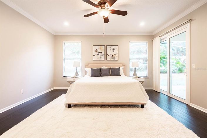 Image No.21-5 Bed Property for sale