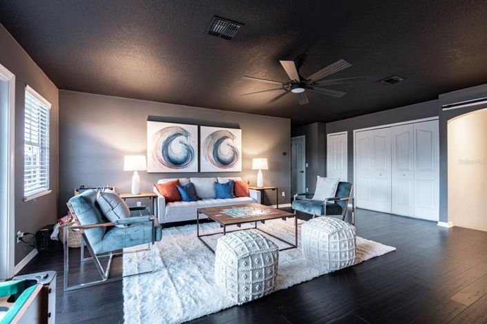 Image No.45-5 Bed Property for sale