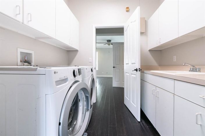 Image No.52-5 Bed Property for sale