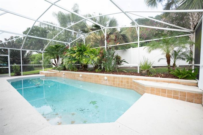 Image No.60-5 Bed Property for sale