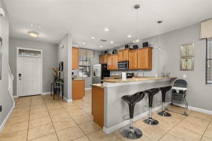 Image No.10-5 Bed Property for sale