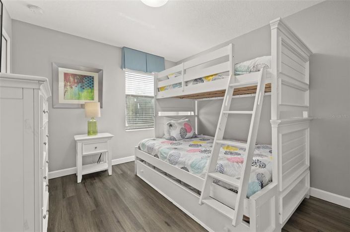 Image No.31-5 Bed Property for sale