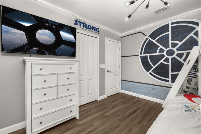 Image No.36-5 Bed Property for sale