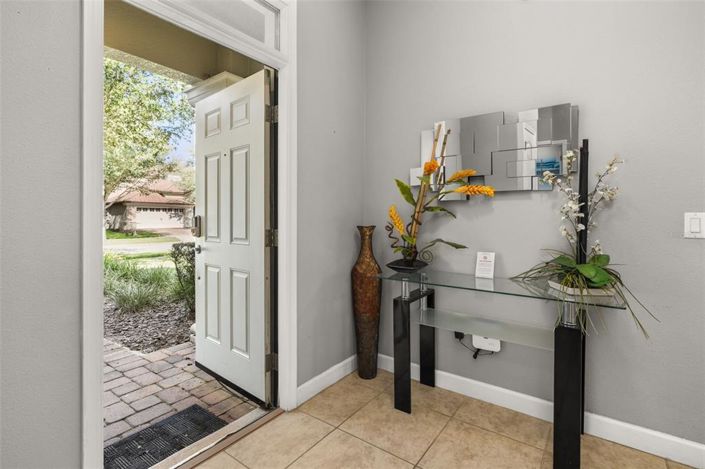 Image No.4-5 Bed Property for sale