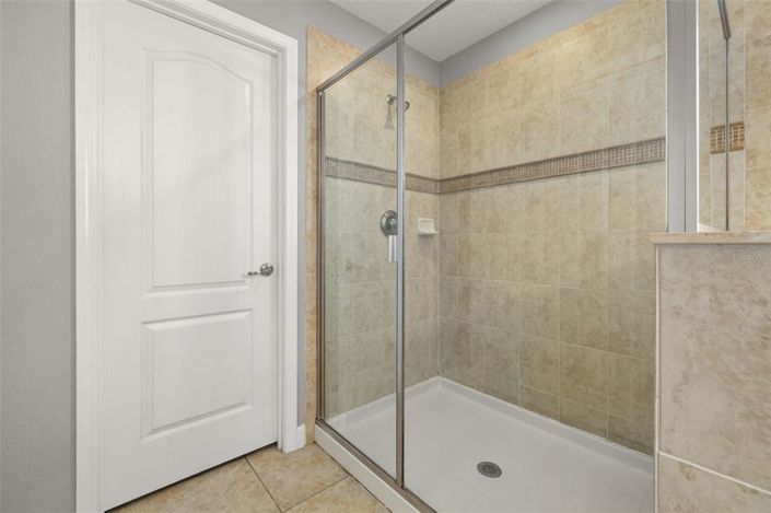 Image No.43-5 Bed Property for sale