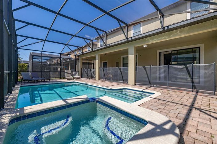 Image No.54-5 Bed Property for sale