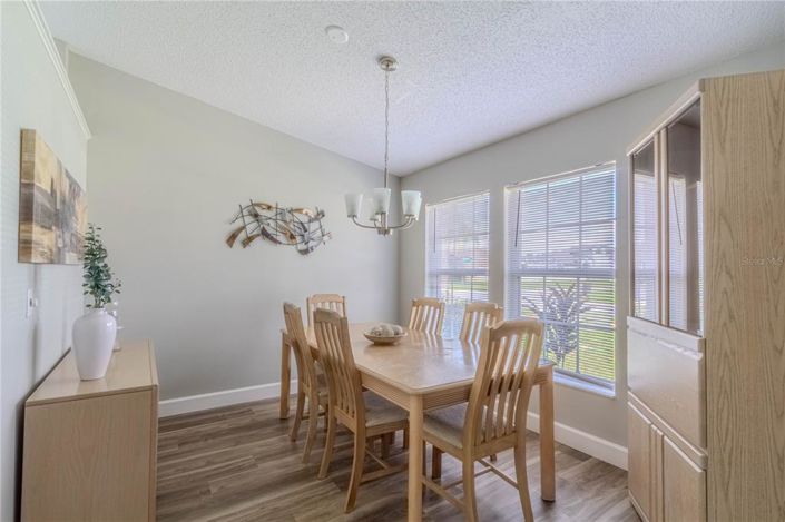 Image No.6-3 Bed Property for sale