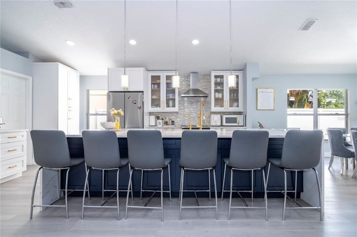 Image No.18-4 Bed Property for sale