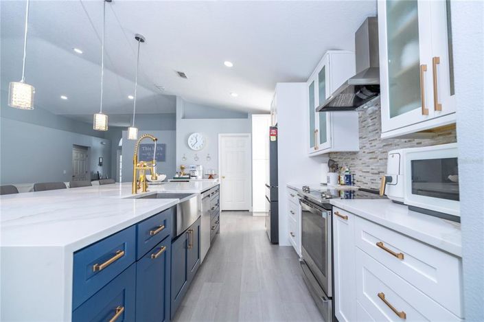 Image No.22-4 Bed Property for sale