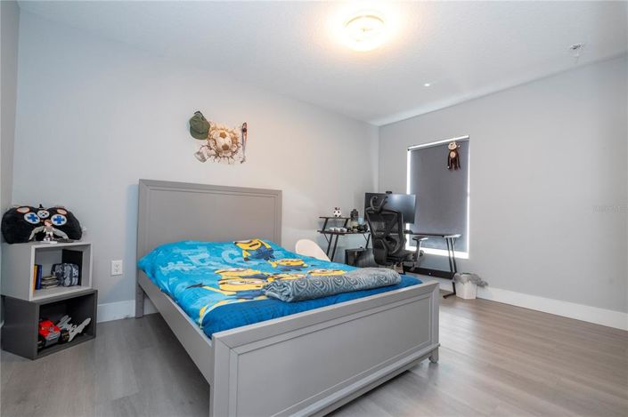 Image No.38-4 Bed Property for sale