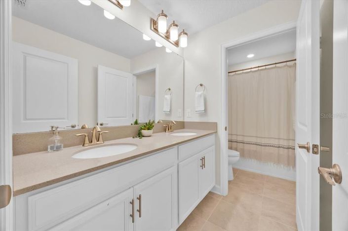 Image No.19-4 Bed Property for sale