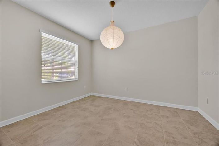 Image No.8-4 Bed Property for sale