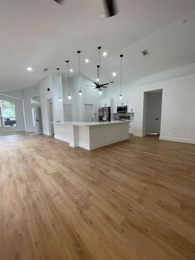 Image No.2-3 Bed Property for sale