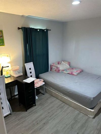 Image No.5-3 Bed Property for sale