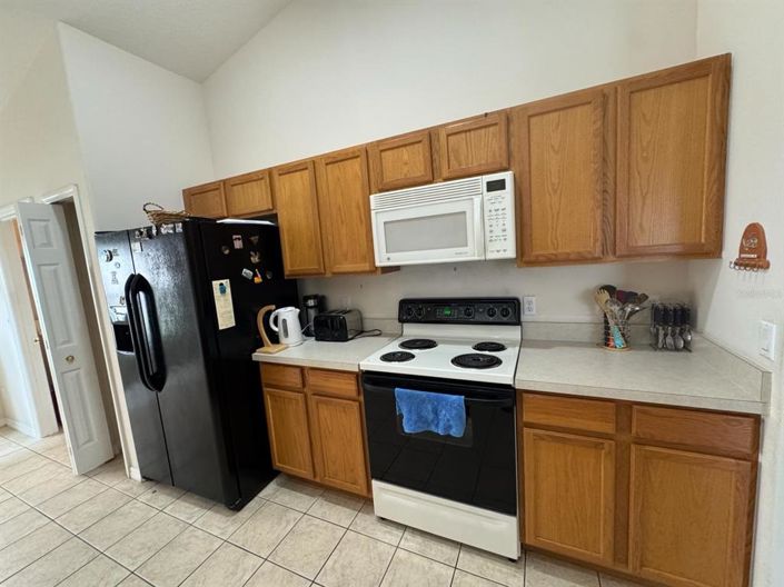 Image No.13-3 Bed Property for sale