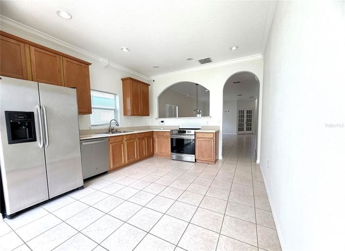 Image No.10-4 Bed Property for sale