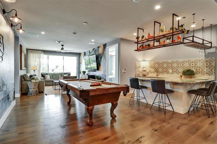 Image No.37-6 Bed Property for sale