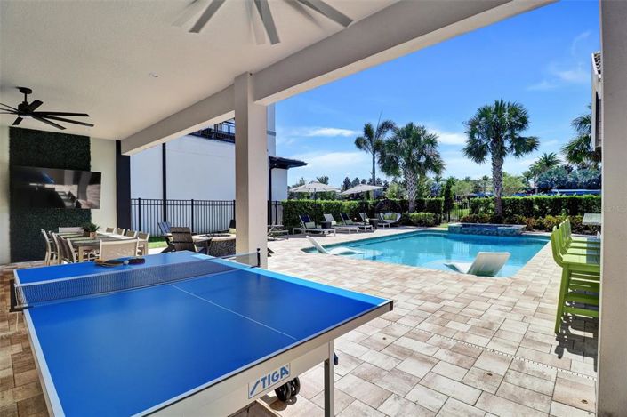 Image No.4-6 Bed Property for sale