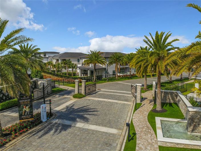 Image No.58-6 Bed Property for sale