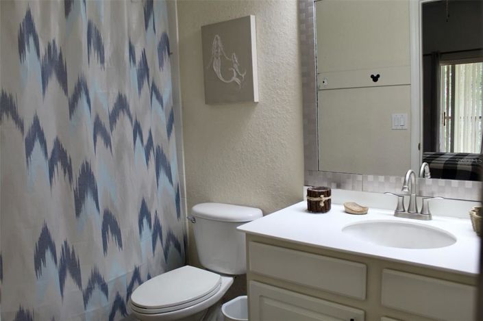 Image No.12-3 Bed Property for sale