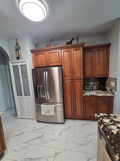 Image No.15-4 Bed Property for sale