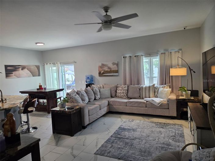 Image No.8-4 Bed Property for sale