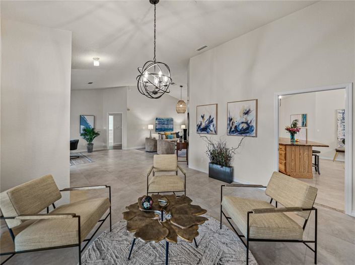 Image No.10-3 Bed Property for sale