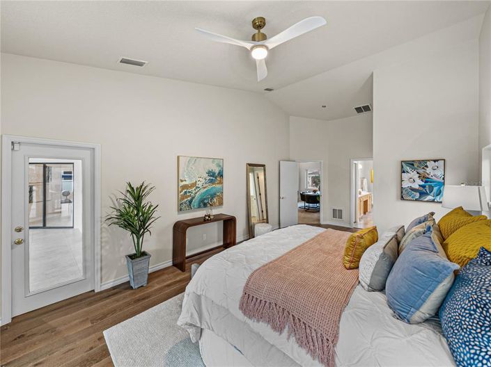 Image No.22-3 Bed Property for sale