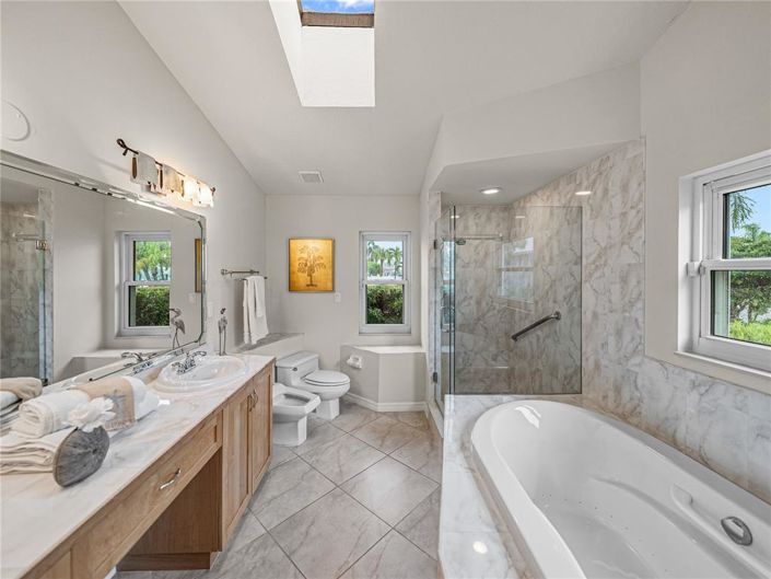 Image No.25-3 Bed Property for sale