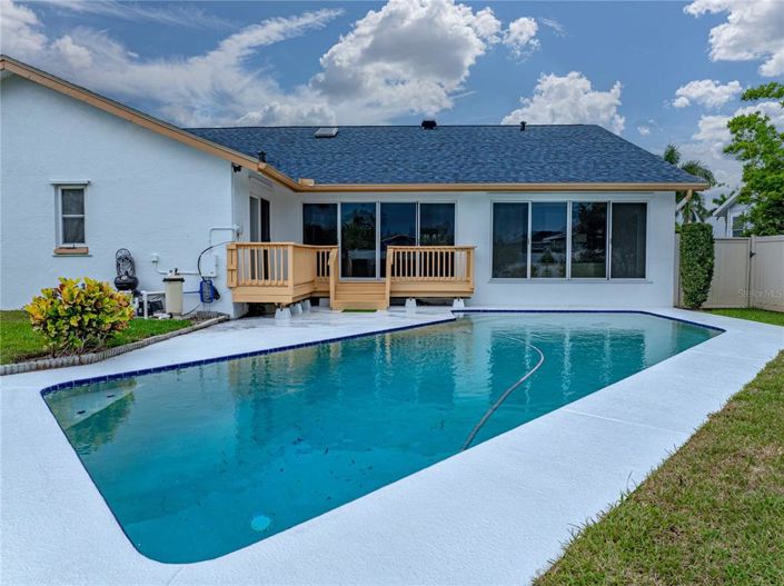 Image No.3-3 Bed Property for sale