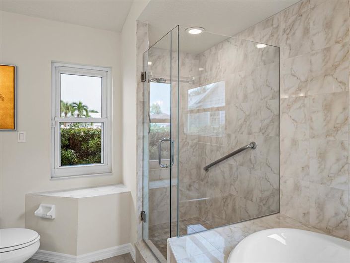 Image No.30-3 Bed Property for sale