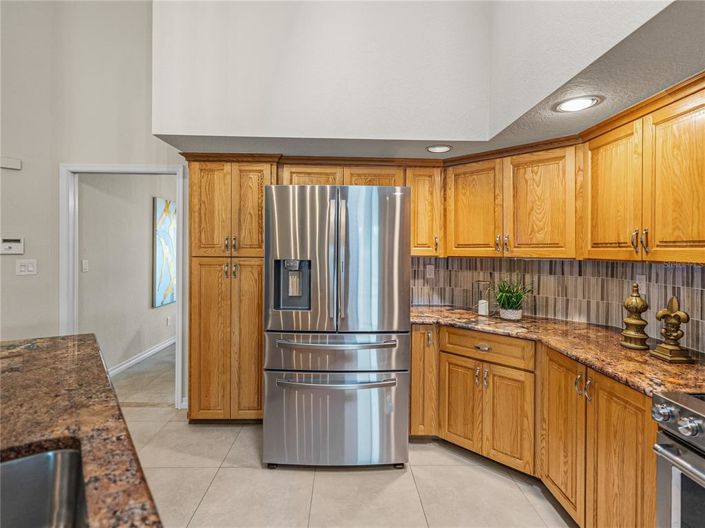 Image No.36-3 Bed Property for sale