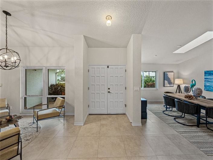 Image No.5-3 Bed Property for sale