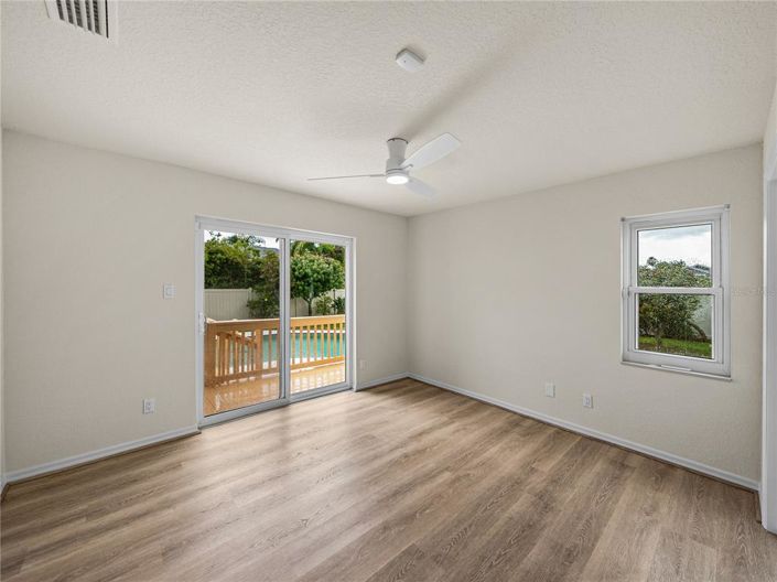 Image No.54-3 Bed Property for sale