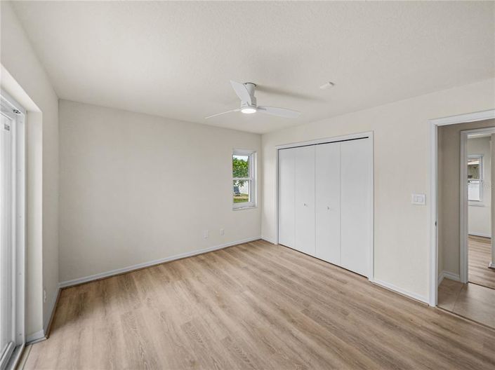 Image No.55-3 Bed Property for sale