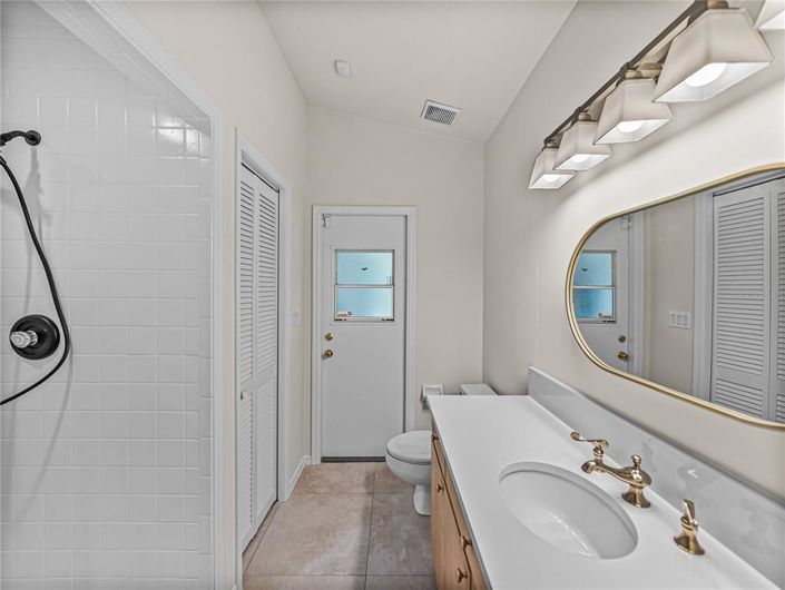 Image No.58-3 Bed Property for sale